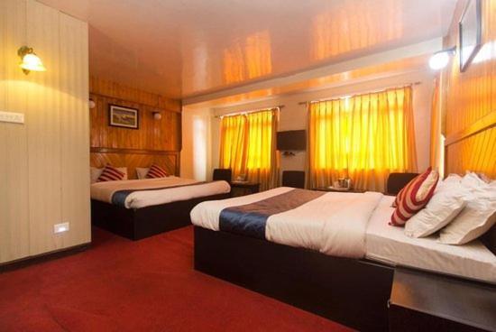 Hotel Valentino ダージリン エクステリア 写真
